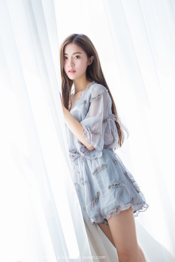 LeYuan 星乐园 Vol.018 仙气美女菲儿超长美腿秀气美眉