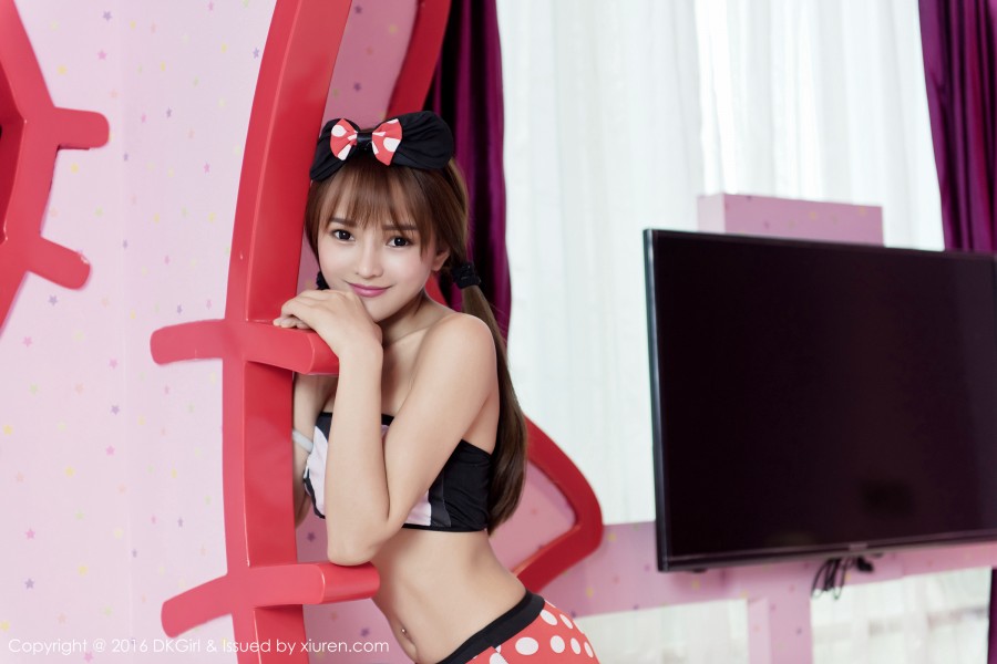 DKGirl DK御女郎 Vol.003 岑雨桥俏皮装扮爆乳美胸写真