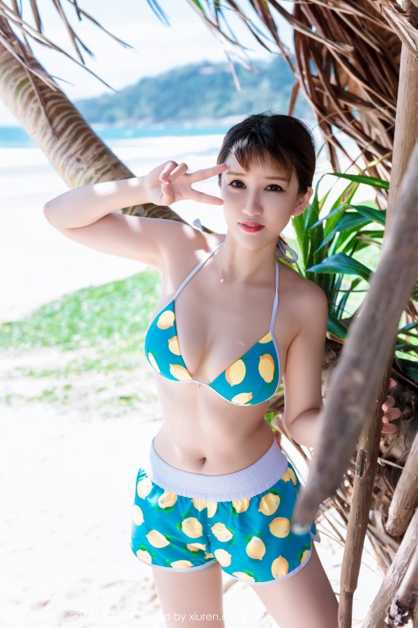 DKGirl DK御女郎 Vol.011 K8傲娇萌萌Vivian开叉连体衣湿身好身材一览无余！