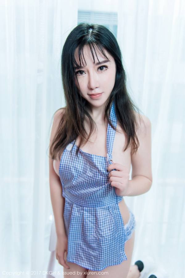 DKGirl DK御女郎 Vol.012 韩恩熙性感美乳露下半双球！