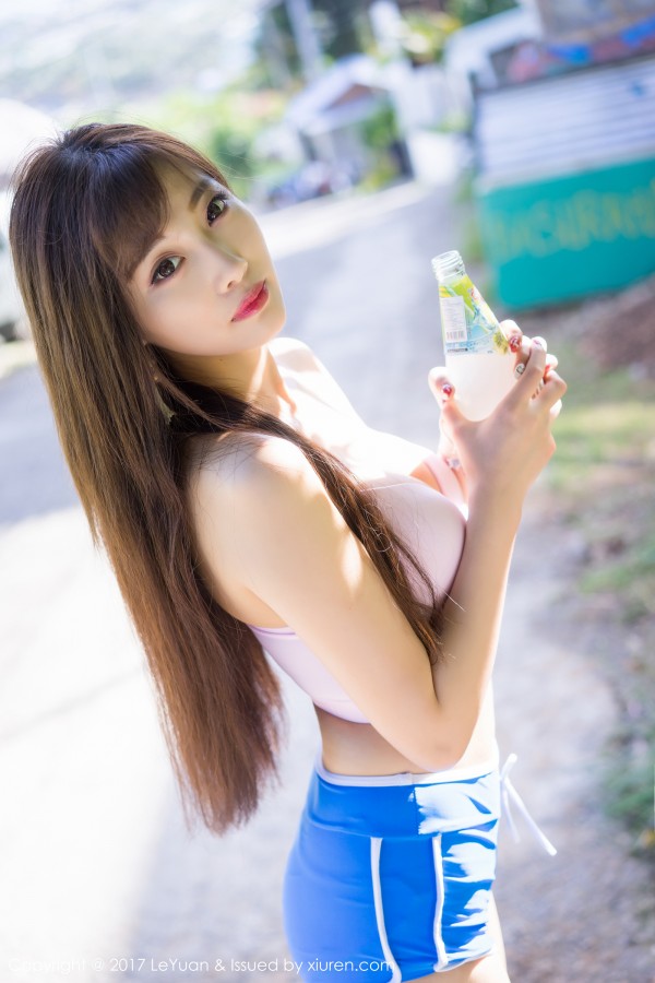 LeYuan 星乐园 Vol.032 女神杨晨晨sugar坚挺美胸粉嫩比基尼爆乳