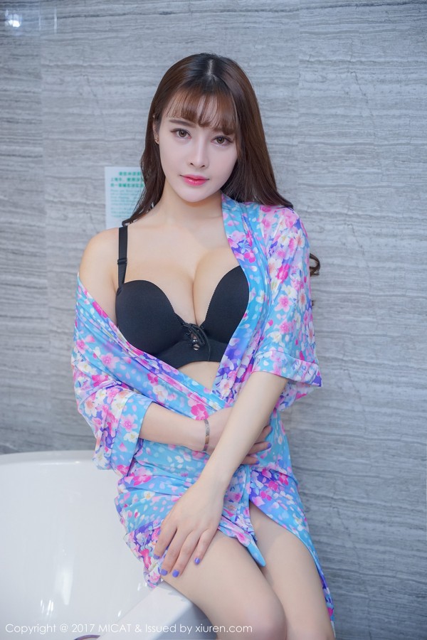 猫萌榜 MICAT Vol.019 雪瑞Lisa性感长腿美胸高跟私房！