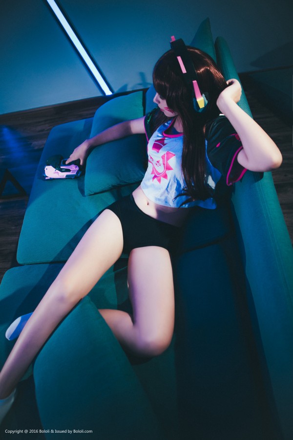 Bololi 波萝社 Vol.120 超凶的诺可爱角色扮演少女写真