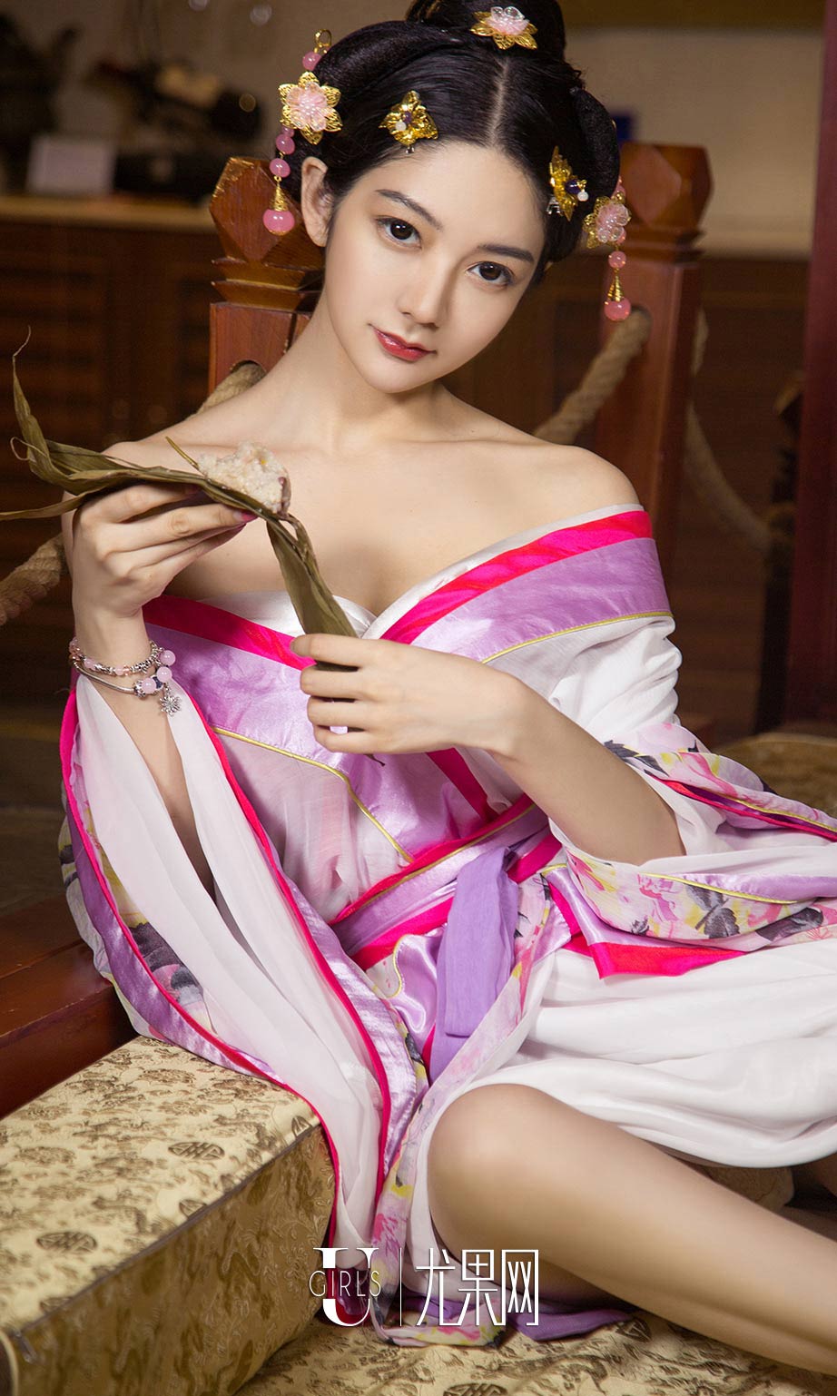[尤果圈]小琪、梦心玥、艺轩、田小燕 四面香