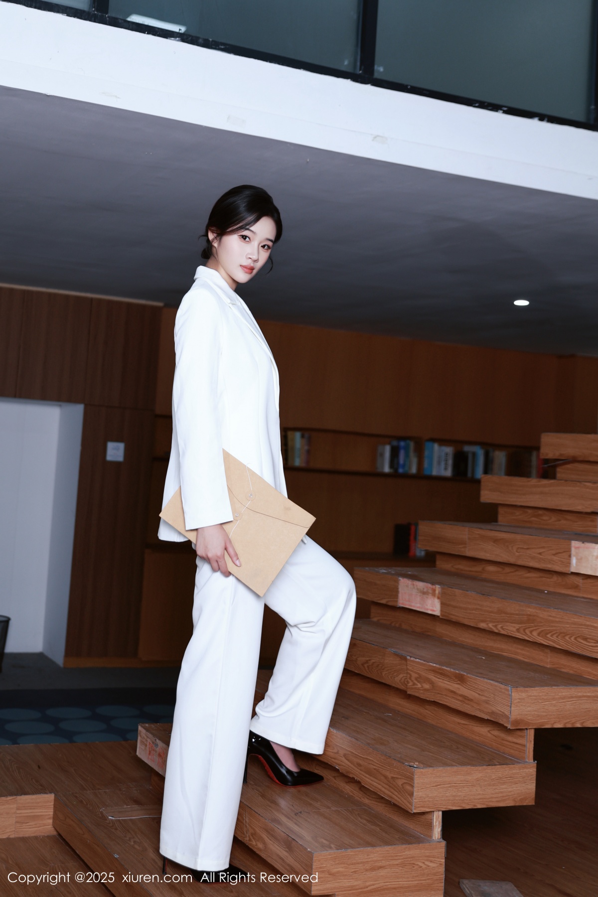 秀人 [XIUREN] 2025.10.24 南乔